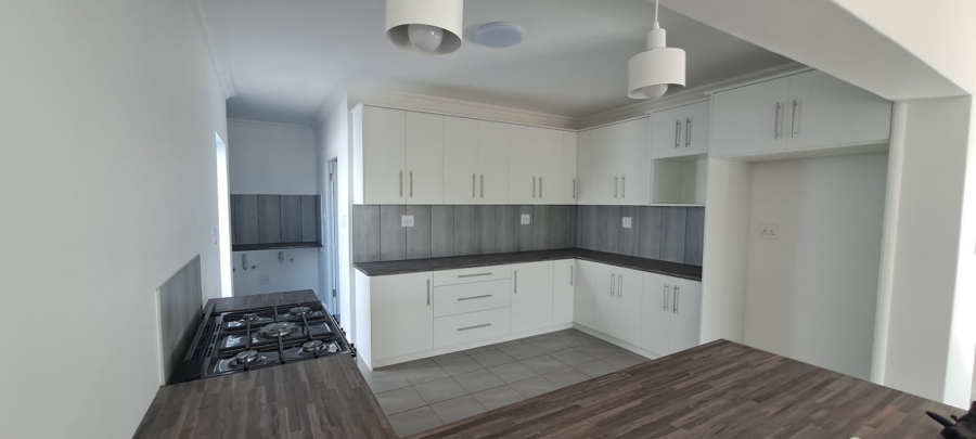 3 Bedroom Property for Sale in Laaiplek Western Cape